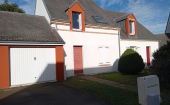Pavillon 3 chambres proche gare de Chartres